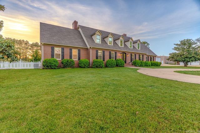 4926 Peachtree Ave, Jonesboro, AR 72405