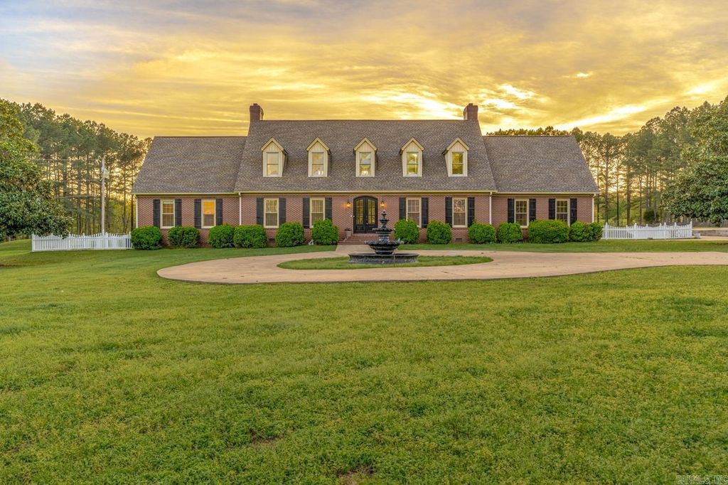 4926 Peachtree Ave, Jonesboro, AR 72405