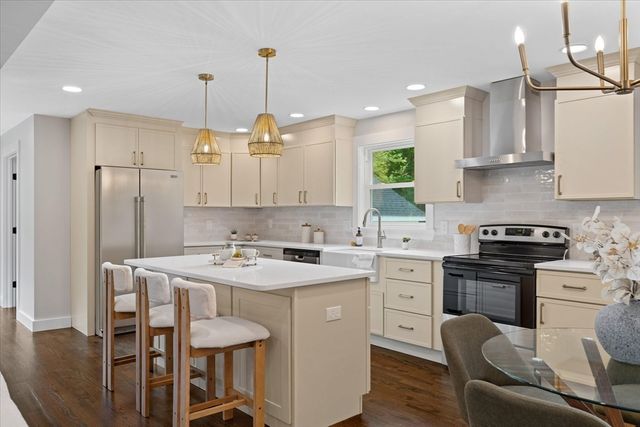 18 Ramshorn Road, Charlton, MA 01507