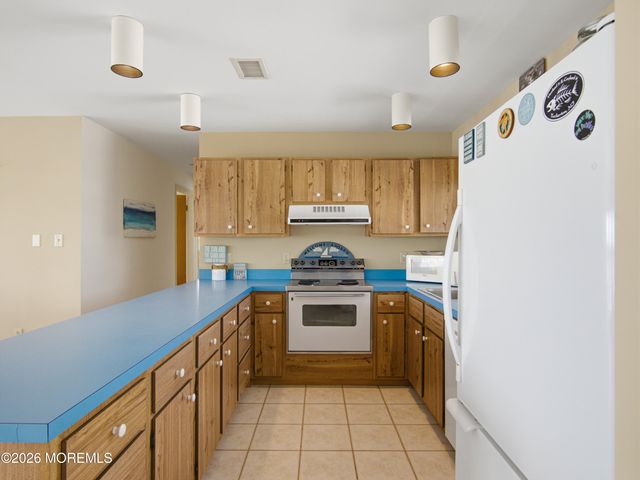 46 Parker Road, Tuckerton, NJ 08087