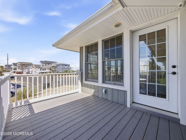 46 Parker Road, Tuckerton, NJ 08087