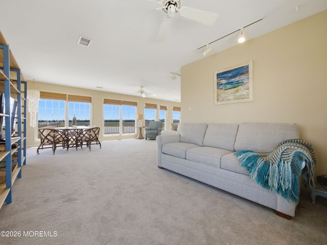 46 Parker Road, Tuckerton, NJ 08087