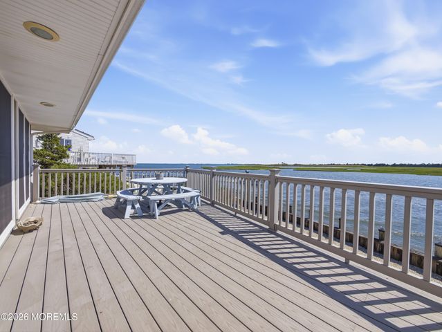 46 Parker Road, Tuckerton, NJ 08087