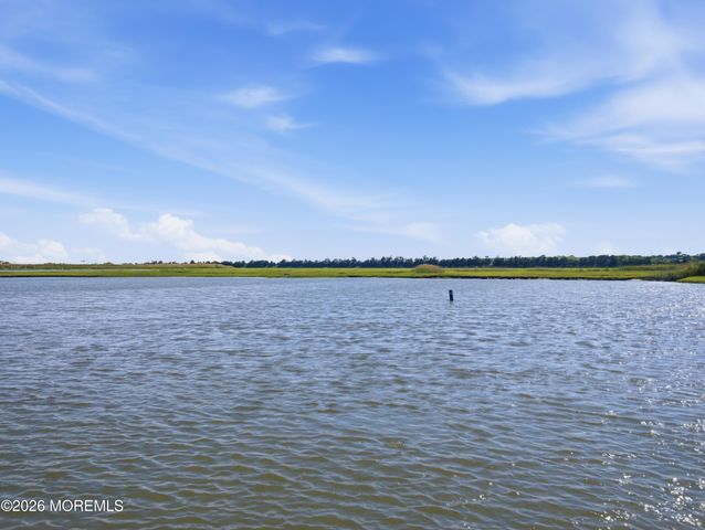 46 Parker Road, Tuckerton, NJ 08087