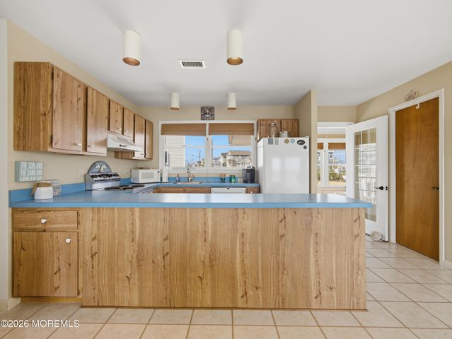 46 Parker Road, Tuckerton, NJ 08087