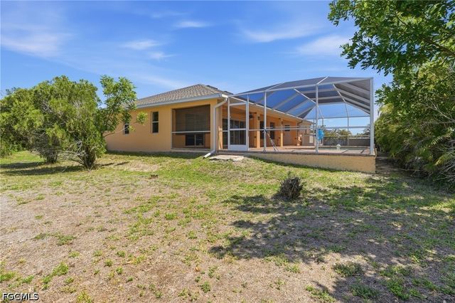 928 NW 5th PL, Cape Coral, FL 33993