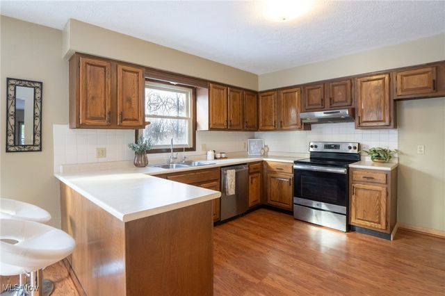 994 Sunset View Boulevard, Tallmadge, OH 44278