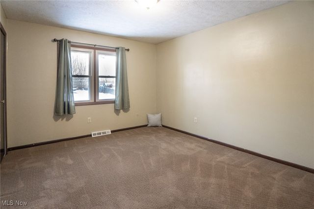 994 Sunset View Boulevard, Tallmadge, OH 44278