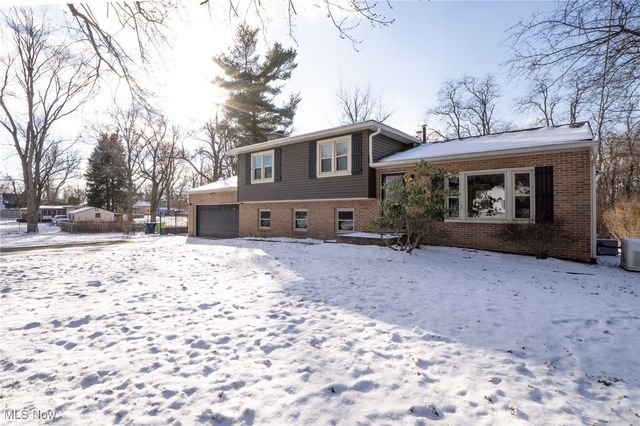 994 Sunset View Boulevard, Tallmadge, OH 44278