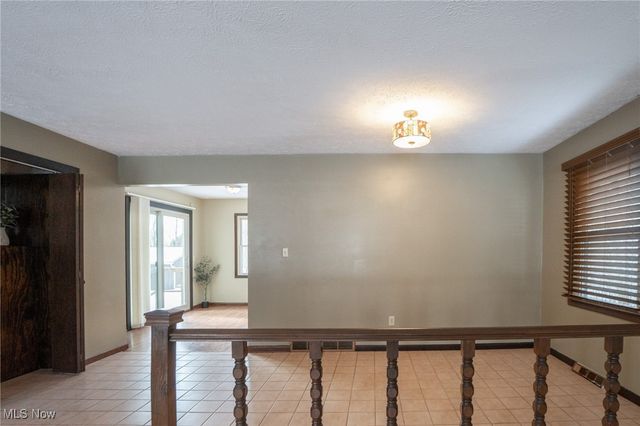 994 Sunset View Boulevard, Tallmadge, OH 44278