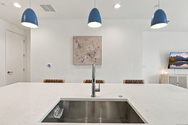 6020 Springdale Rd Unit 5, Austin, TX 78723