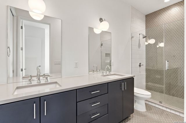 6020 Springdale Rd Unit 5, Austin, TX 78723