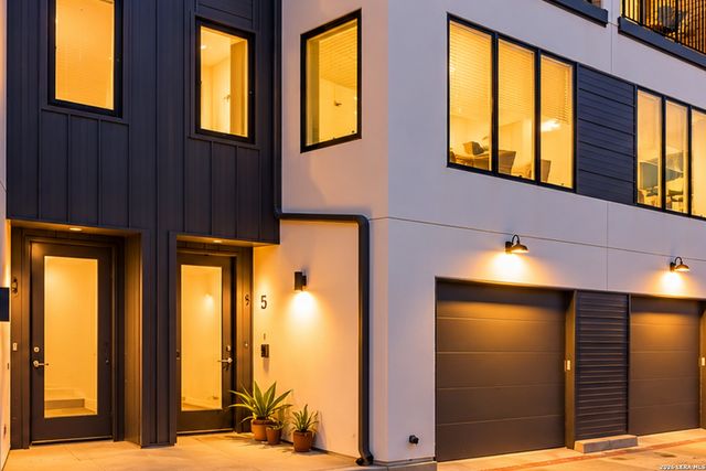 6020 Springdale Rd Unit 5, Austin, TX 78723