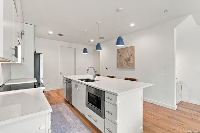 6020 Springdale Rd Unit 5, Austin, TX 78723