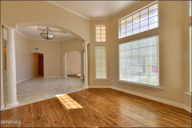 6321 FRANKLIN CREST Drive, El Paso, TX 79912