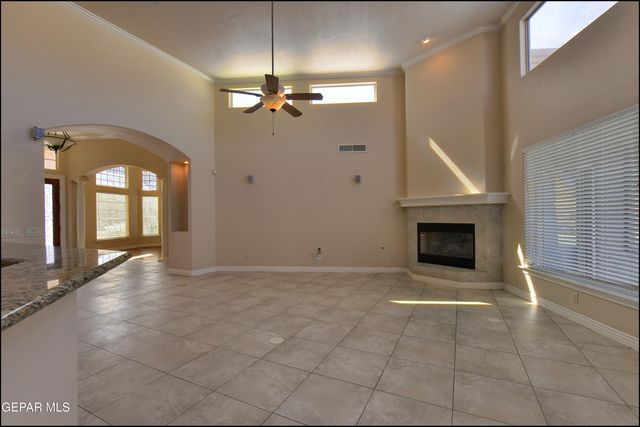 6321 FRANKLIN CREST Drive, El Paso, TX 79912