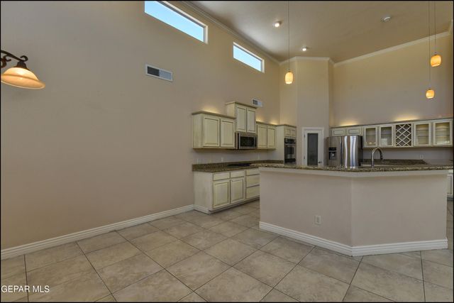 6321 FRANKLIN CREST Drive, El Paso, TX 79912