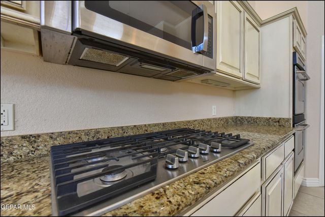 6321 FRANKLIN CREST Drive, El Paso, TX 79912