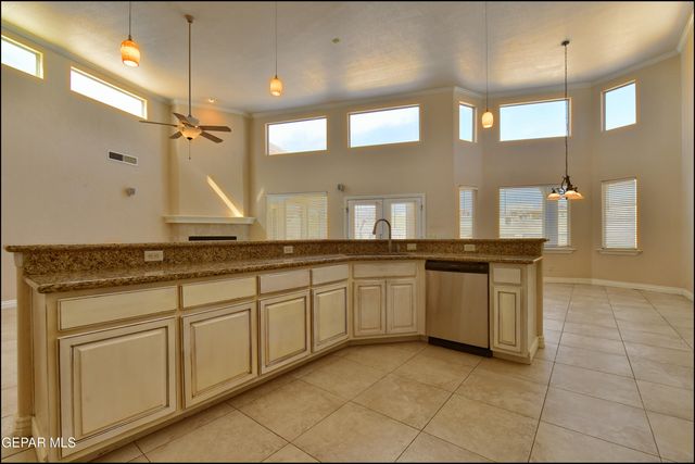 6321 FRANKLIN CREST Drive, El Paso, TX 79912