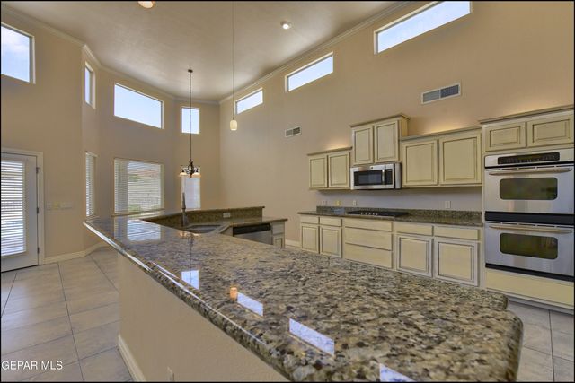 6321 FRANKLIN CREST Drive, El Paso, TX 79912