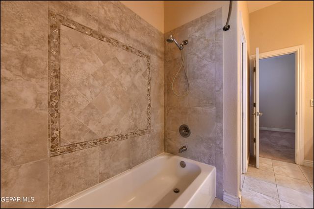 6321 FRANKLIN CREST Drive, El Paso, TX 79912