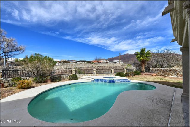 6321 FRANKLIN CREST Drive, El Paso, TX 79912
