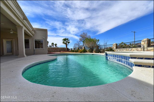 6321 FRANKLIN CREST Drive, El Paso, TX 79912