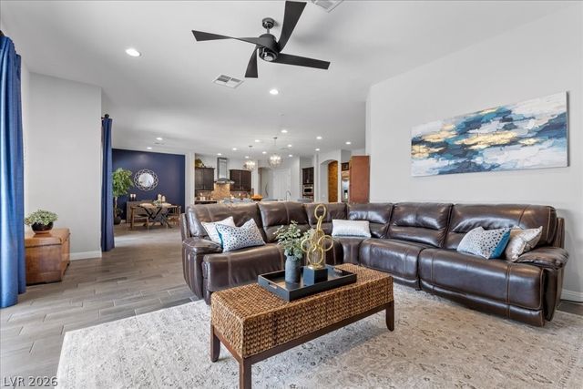 8753 Kendall Brook Circle, Las Vegas, NV 89149