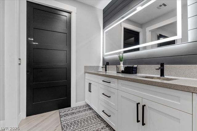 8753 Kendall Brook Circle, Las Vegas, NV 89149