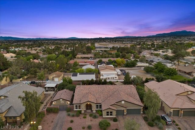 8753 Kendall Brook Circle, Las Vegas, NV 89149