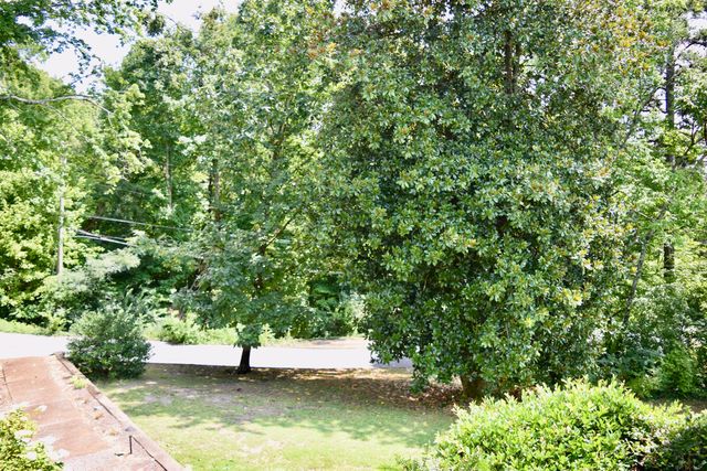 821 Summit Avenue, Chattanooga, TN 37412