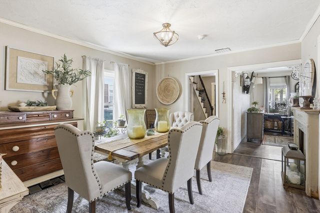 24 Lawrence St, Fitchburg, MA 01420