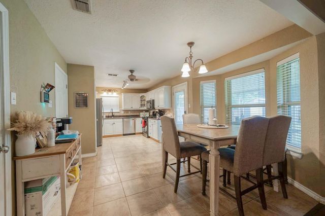 2016 Cumberland Dr, Longview, TX 75601