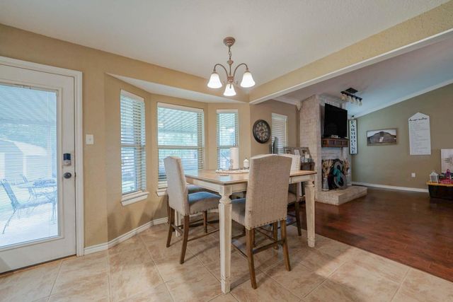 2016 Cumberland Dr, Longview, TX 75601