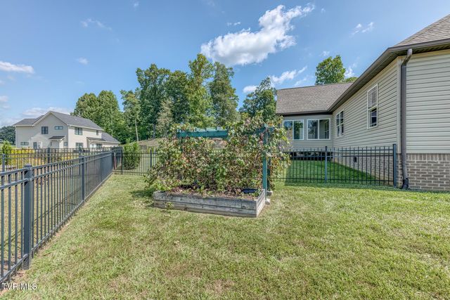 22 Planted Stone Court, Jonesborough, TN 37659