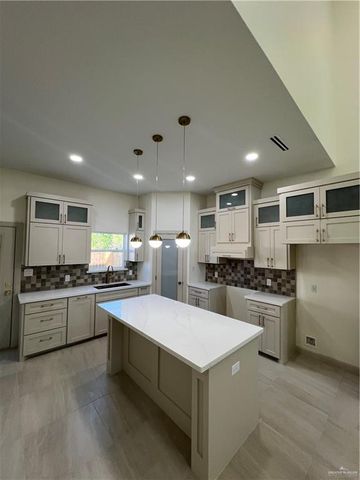 2603 E Solar Drive, Mission, TX 78501