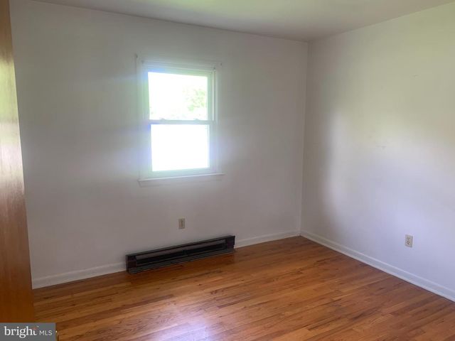 6445 EDESVILLE RD, Rock Hall, MD 21661