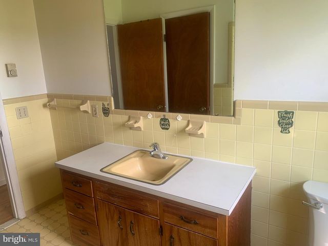 6445 EDESVILLE RD, Rock Hall, MD 21661