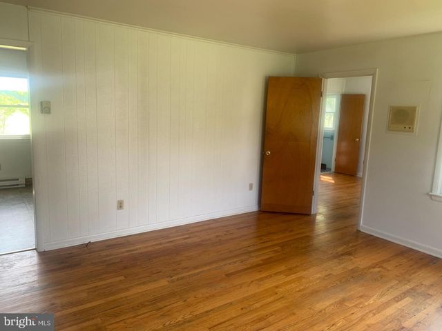 6445 EDESVILLE RD, Rock Hall, MD 21661