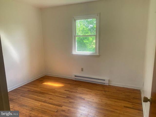 6445 EDESVILLE RD, Rock Hall, MD 21661