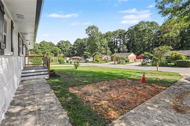 46 Royce Drive, Jonesboro, GA 30238