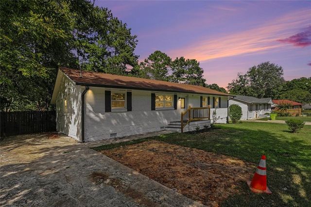 46 Royce Drive, Jonesboro, GA 30238