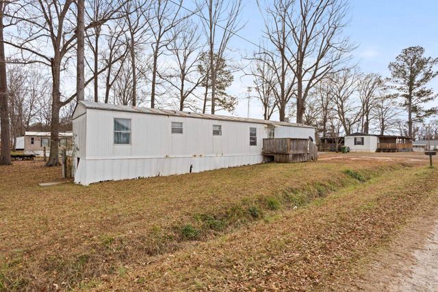 116 BEACH Drive, Ninety Six, SC 29666