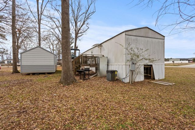 116 BEACH Drive, Ninety Six, SC 29666