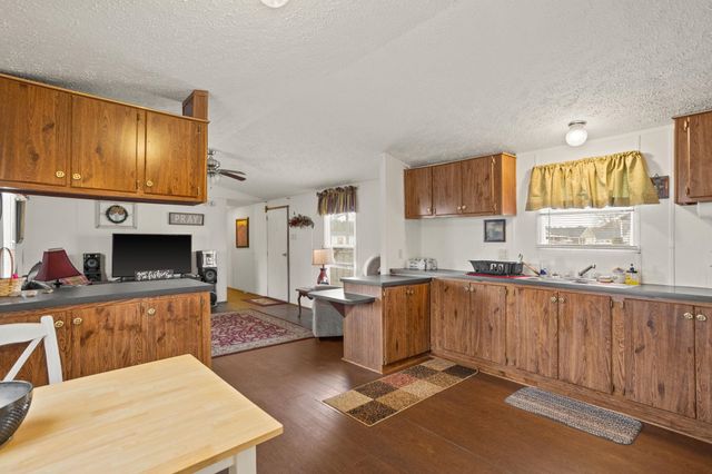 116 BEACH Drive, Ninety Six, SC 29666