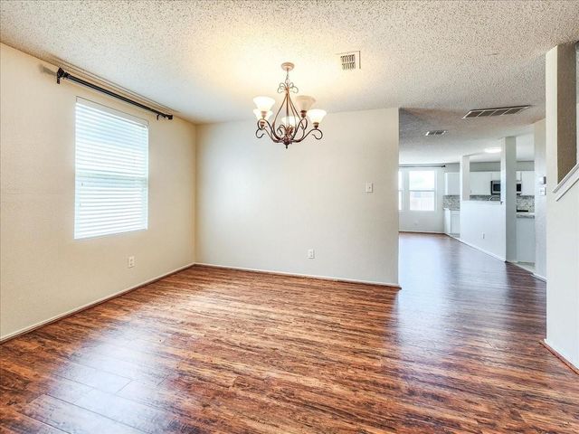 601 Jagera Way, Arlington, TX 76002