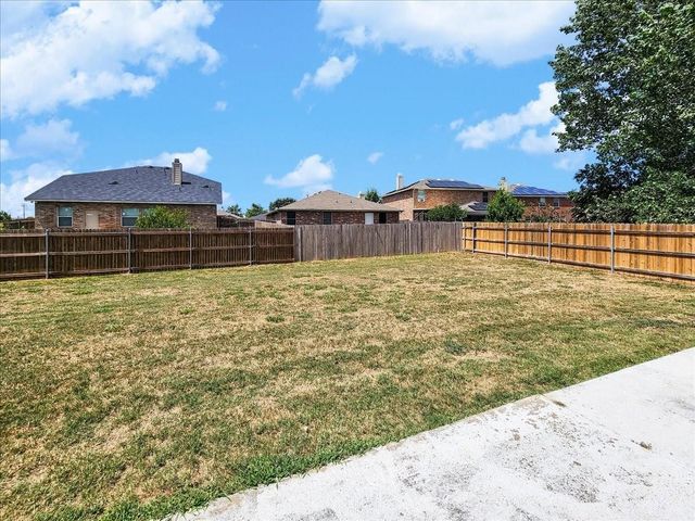 601 Jagera Way, Arlington, TX 76002