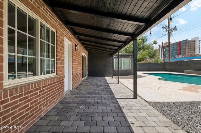 1731 E VERDE Lane, Phoenix, AZ 85016