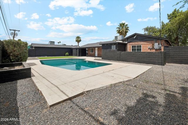 1731 E VERDE Lane, Phoenix, AZ 85016