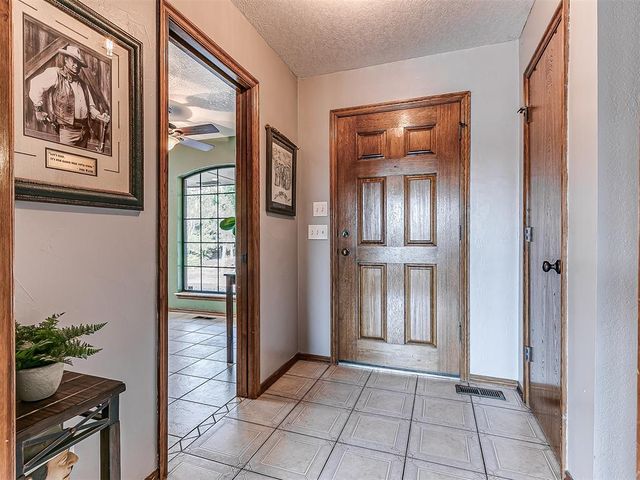 20383 N Council Road, Edmond, OK 73012